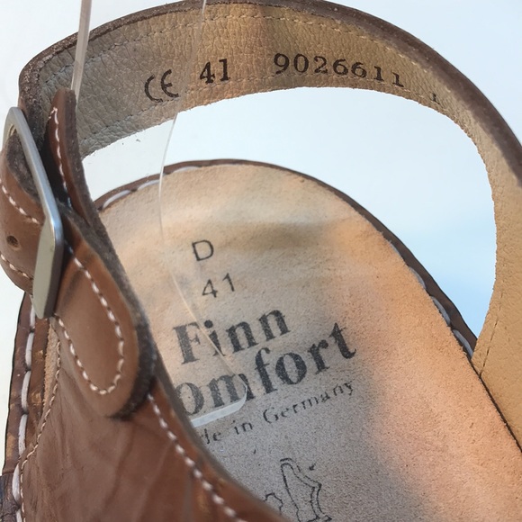 NWOT Finn Comfort Brown Leather Sandals with Velcro Straps Size 10 - Picture 11 of 16